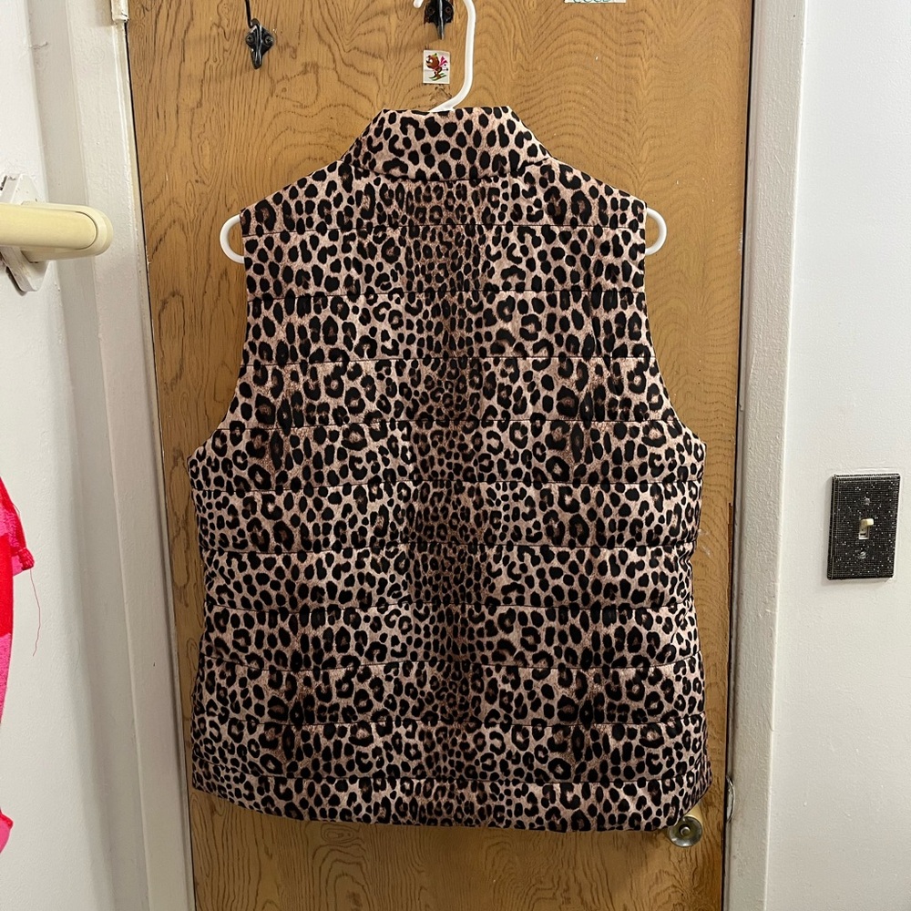 Michael by Michael Kors Leopard Print Vest - Picture 7 of 7